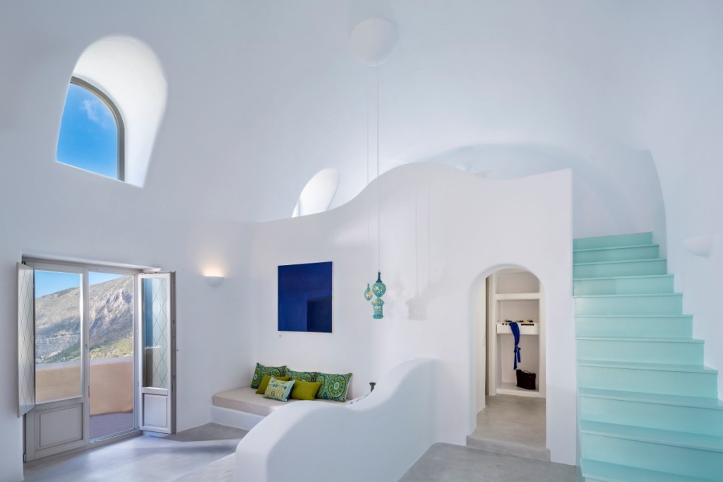 skyfall-luxury-suites-pyrgos-santorini-3828
